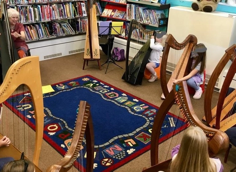 CHILDREN’S HARP WORKSHOP – A FUN SESSION IN THE LIBRARY